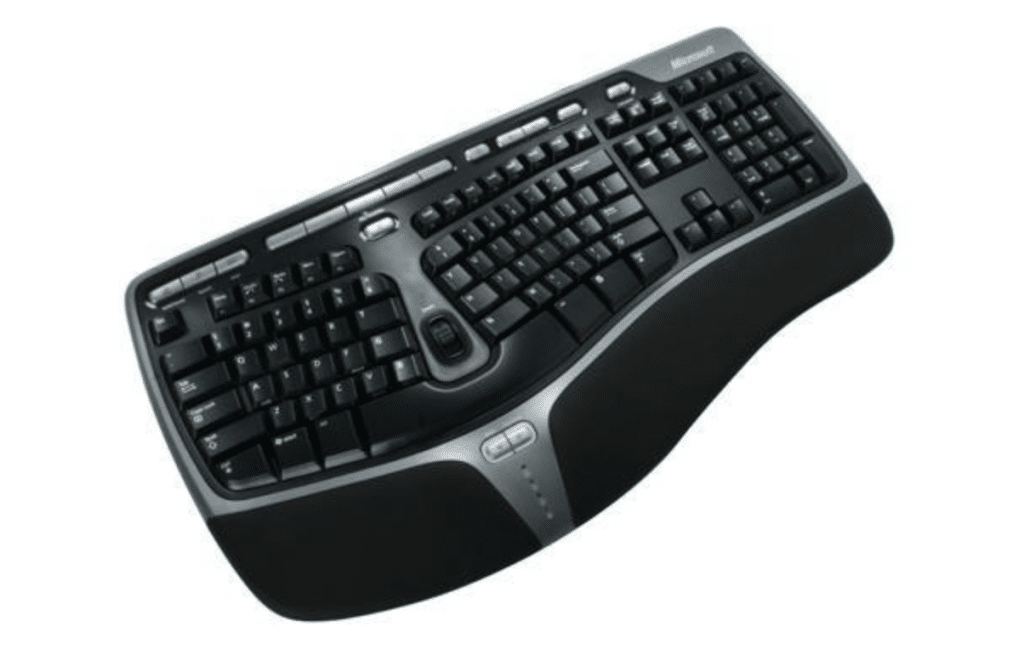 Ergonomic keyboard structure for wrist support during typing